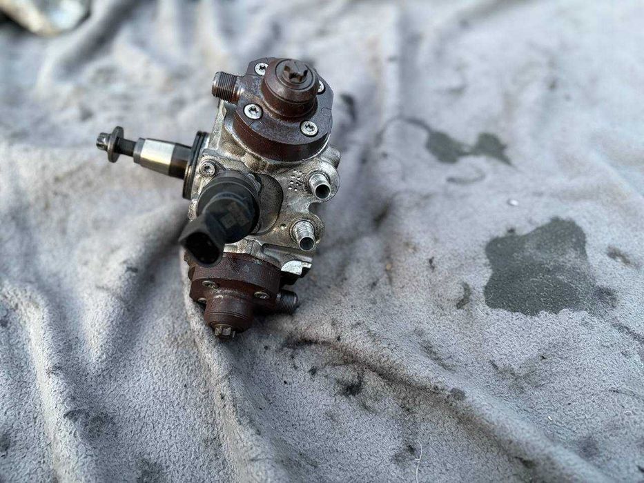 Bmw f10 f25 f15 pompa wtryskowa n57d30b 313km