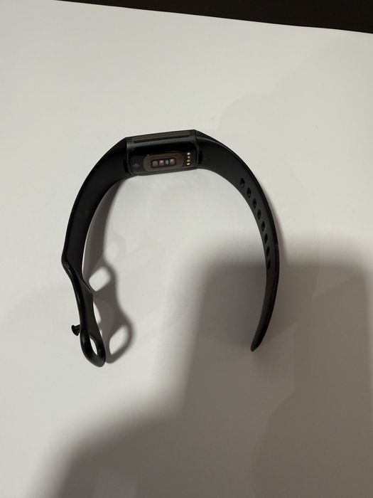 Fitbit Charge 5 – Excelente estado