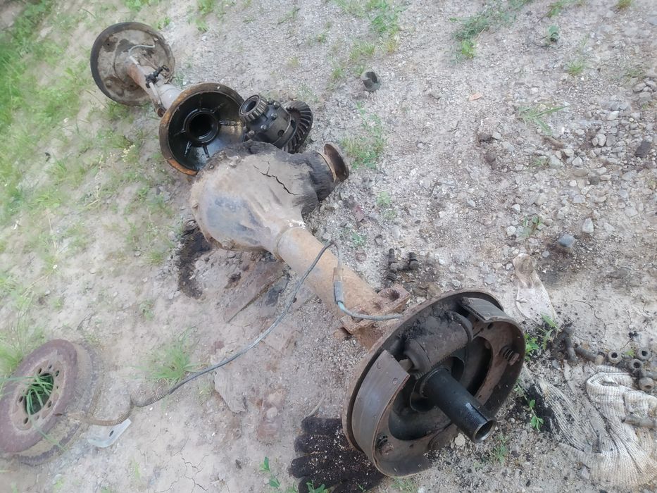 Задній мост УАЗ 37 або 41 зубів