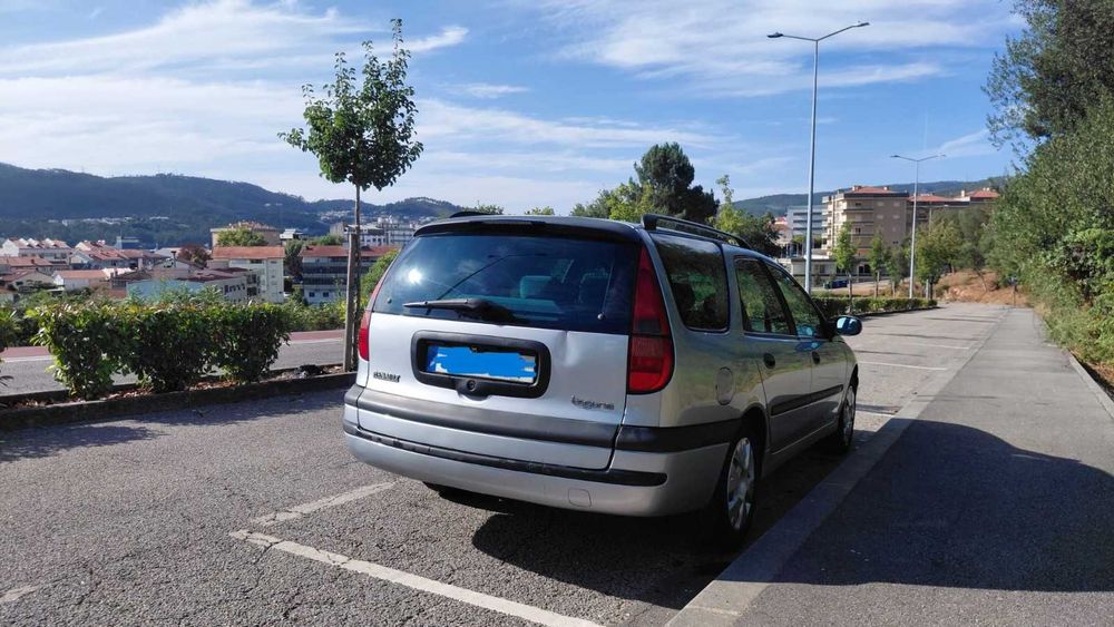 Renault Laguna Break 1.9dTi RXE c/ Android Auto + Câmara Traseira