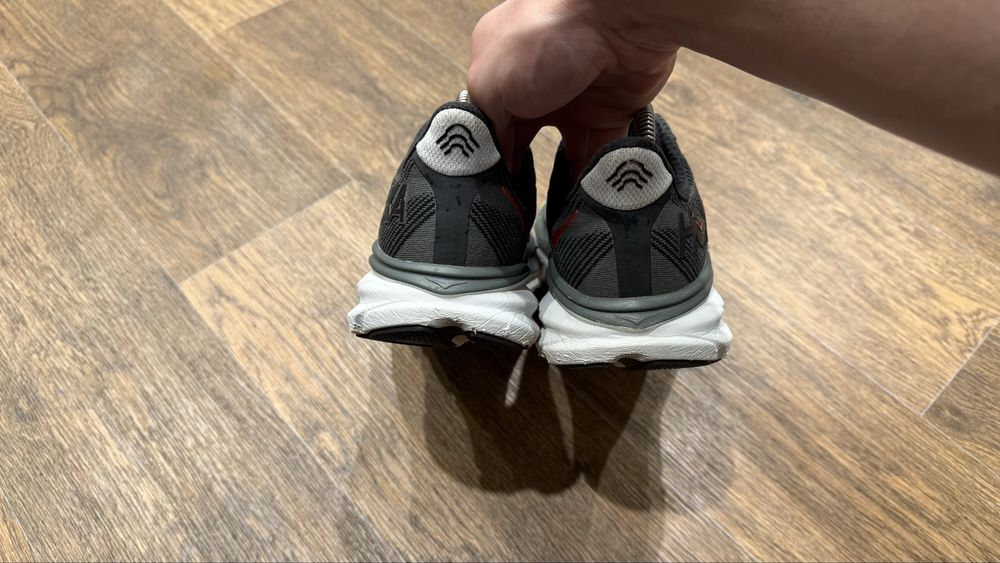 Мужские кроссовки Hoka One One Clifton 9, размер 42 cumulus superblast novablast