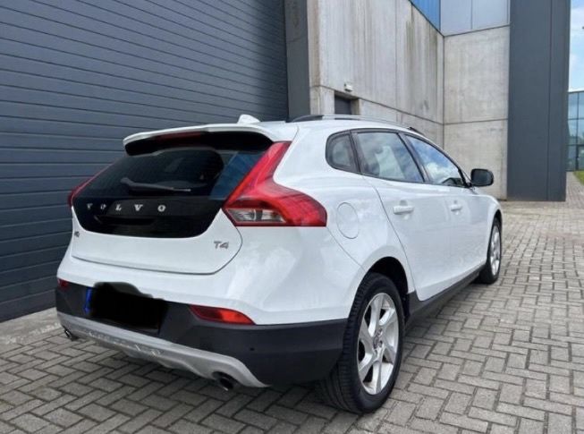 Volvo v40 1.6 t4 cross country