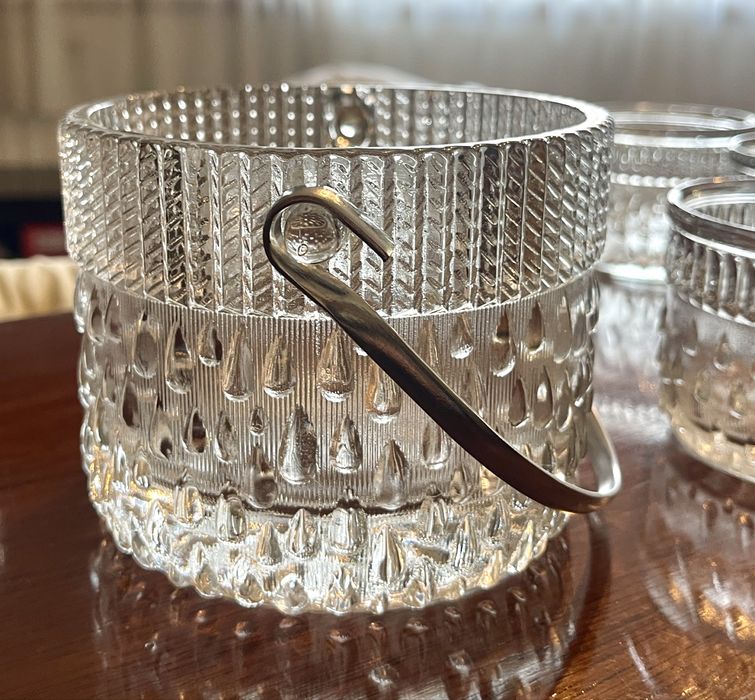 Cristal - Bottle + 5 Glasses + Ice Bucket. Never Used64751138189697122