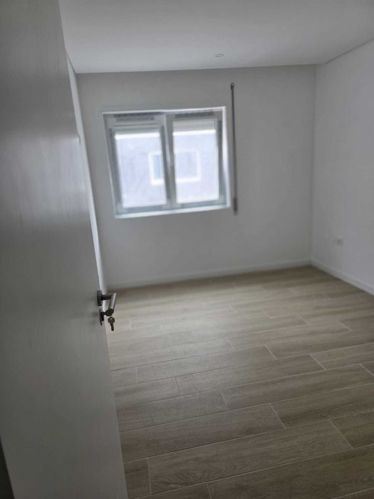 Prédio no centro do Porto com 10 divisões/quartos no centro da cidade