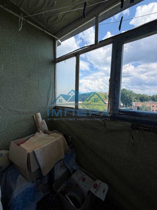 Продам 2-кімнатну квартиру в центральній частині міста.
