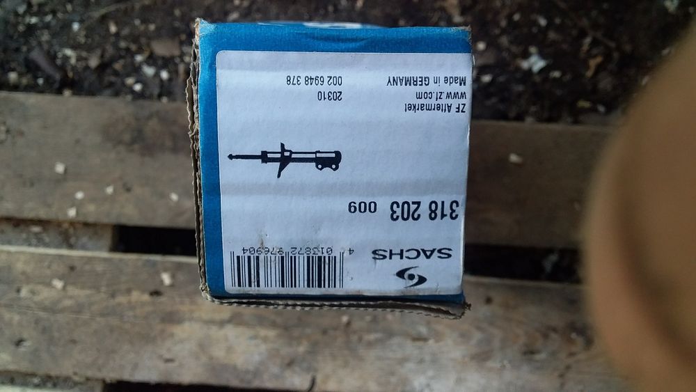 Новий амортизатор задній Шкода Октавія А7