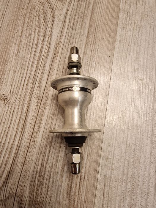 Piasta do roweru przednia Shimano Nexus Power Modulator HB-IM40