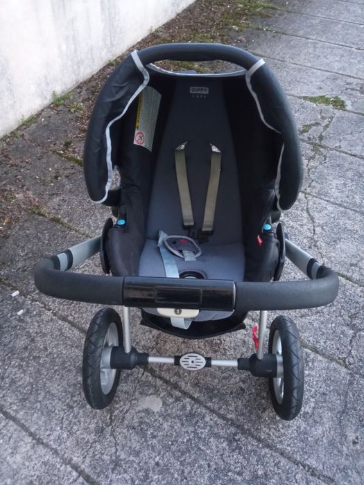 Carrinho de bebé Zippy