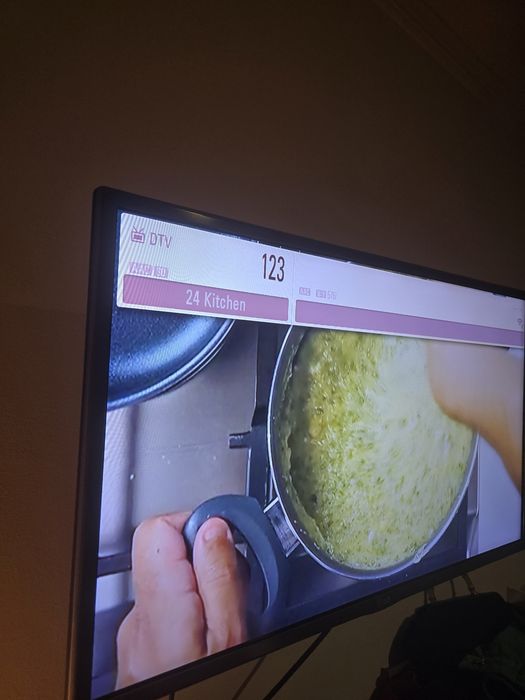 LG smart TV só 250€