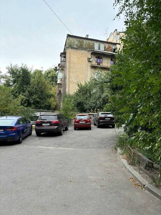 Тарасовская, парковка, метро пл. Л.Толстого, Университет-7мин!