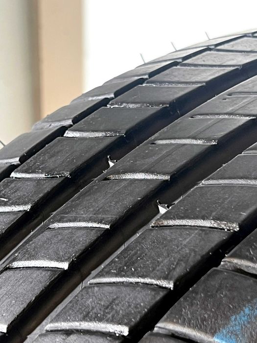 Pneus Michelin Primacy 3 - 215/50/18 - Como NOVOS