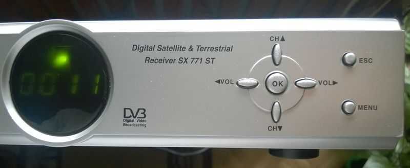 Dekoder tuner satelitarny DVB-S DVB-T Skymax SX 771 ST
