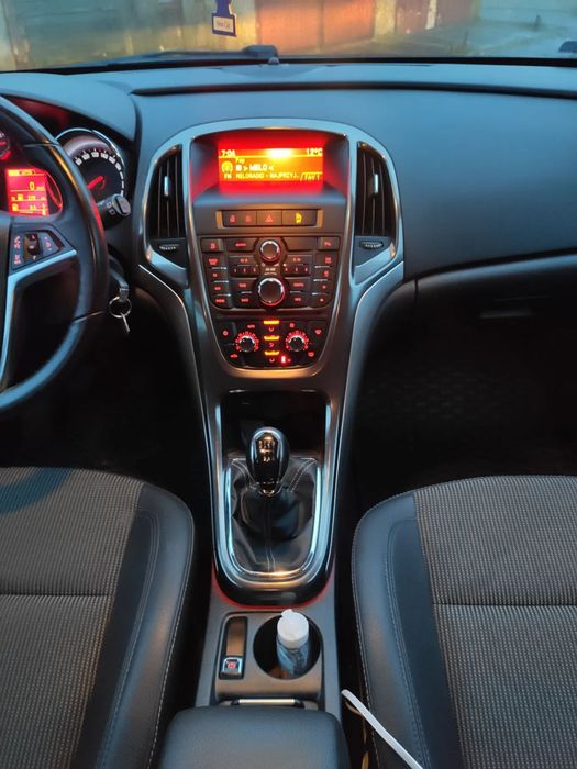 Opel Astra Opel Astra J Cosmo 1.7 ctdi