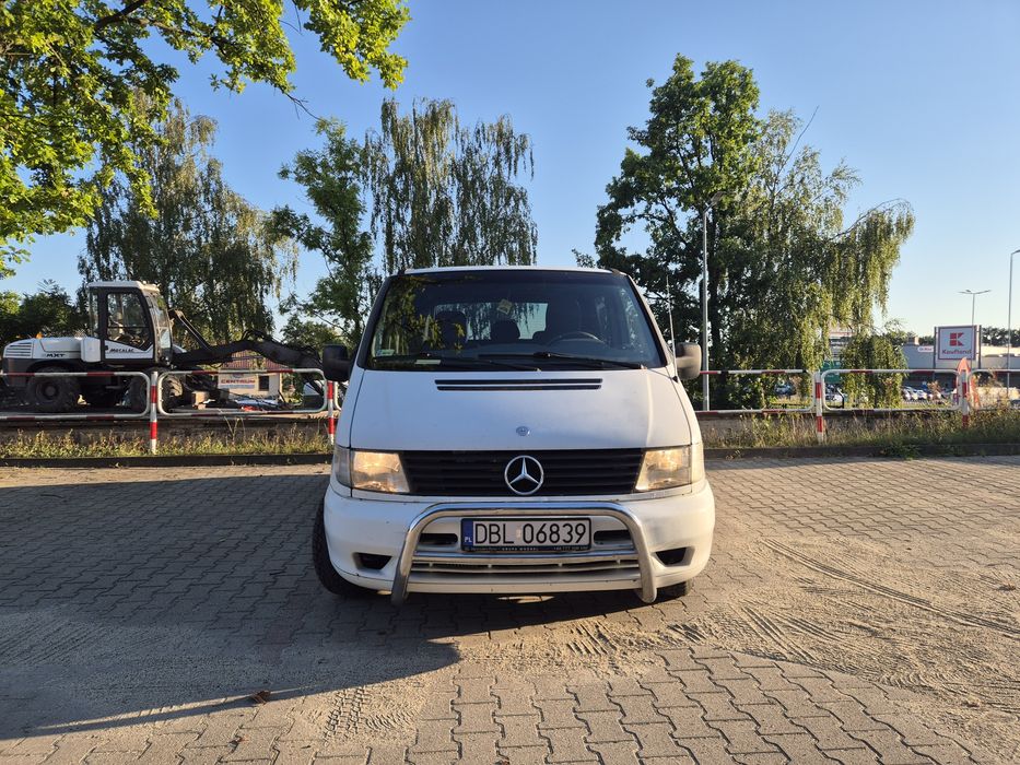 Mercedes-Benz Vito 2.2 CDI 2002r klimatyzacja łóżko alu16