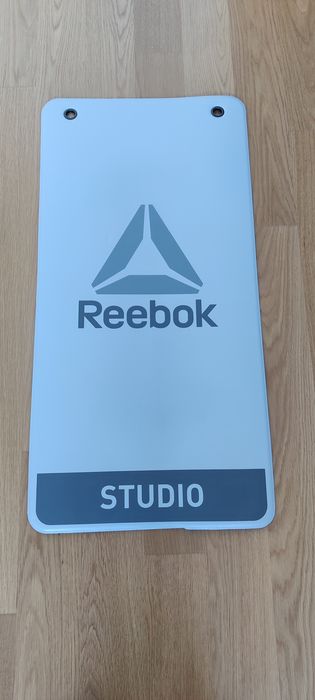 Tapete de Estúdio Reebok

tapete de estúdio