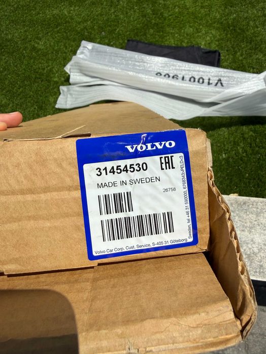 Chapa Proteção Frontal em Inox Original Volvo XC60 (MY18-21) | Ref: 31454530 - Kit Estilo Exterior