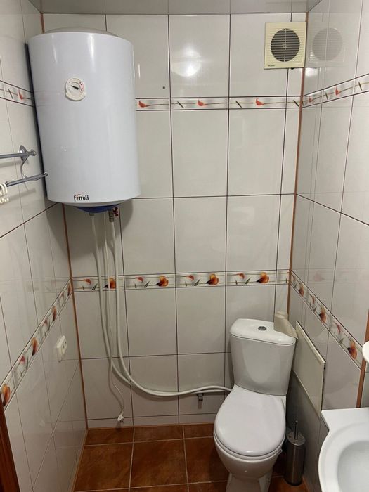 Продам 3-х кімнатну квартиру , в районі Черемушки