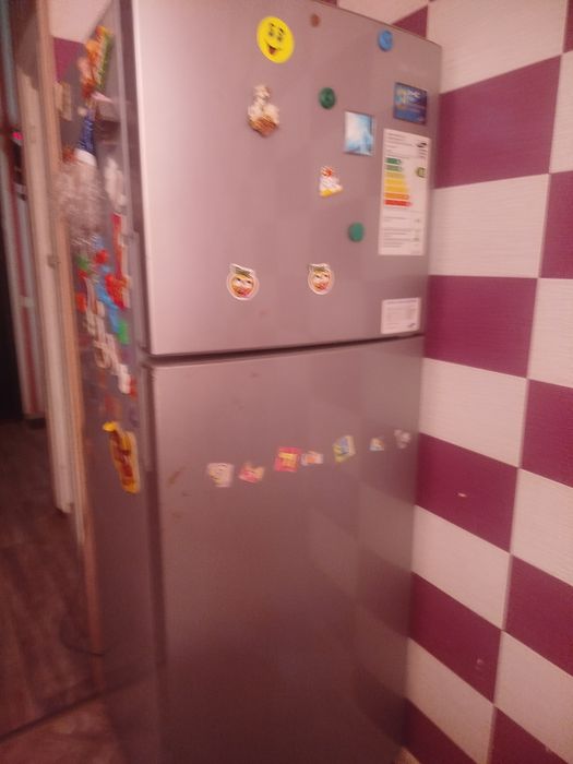 Продается холодильник.