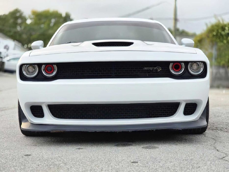 Dodge Challenger SRT Hellcat      2017