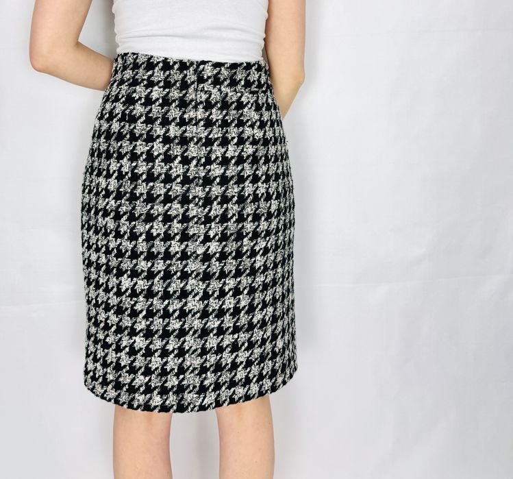 Szaro‑czarna spódnica w pepitkę M 38