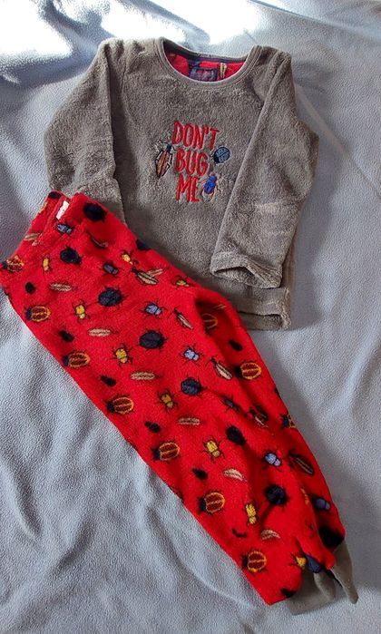 Lote 3 pijamas-  1  polar e 2 cardados - 4 anos