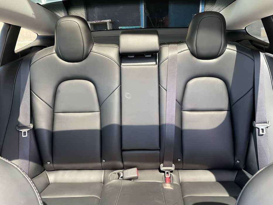 Tesla Model 3  Longe Range Dual Motor