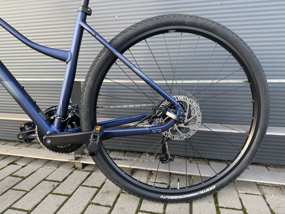 NOWY Giant Liv Rove 2 Cross 2025 Eclipse M rower damski scott cube 29