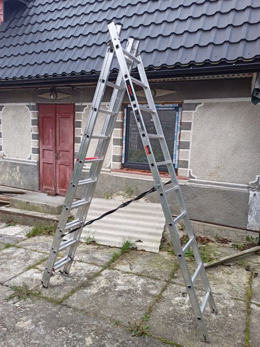 Лестница трехсекционная DNIPRO-М CL-65 PRO 688 см