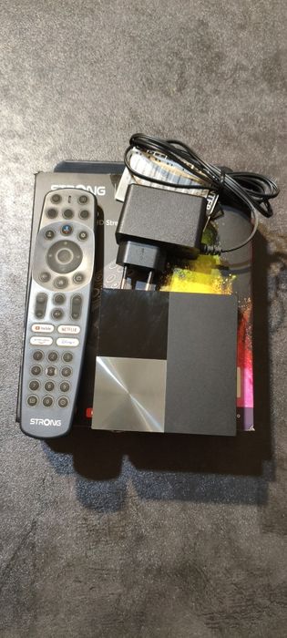 Strong leap S3 pro 4/32 GB  Play tv box