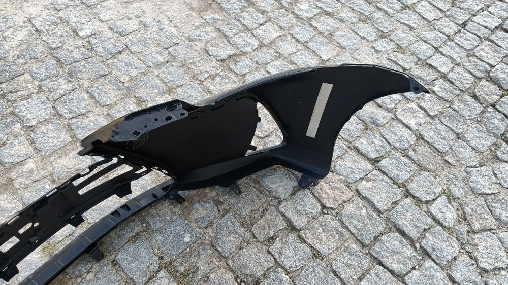 Parachoques Lexus is para choques 2018