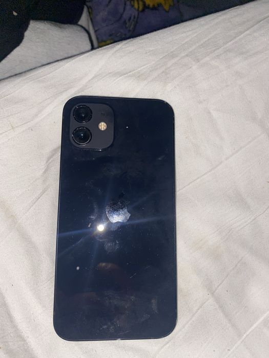 Vendo telemovel Iphone 12