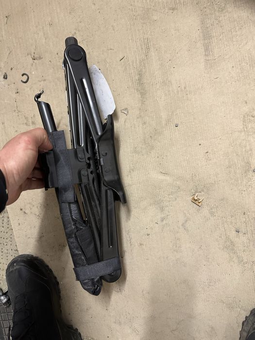 Домкрат jeep grand cherokee WL,dodge durango 2020+