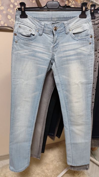 Spodnie jeansowe w zestawie 6 par