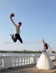 Фото+видео-800грн\час. Тамада-400грн\час.Музыка.Декор