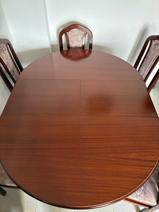 Mesa de jantar extensível, madeira maciça, 5 cadeiras