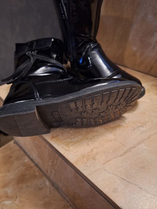 Kozaki lakierkowe rozm 29