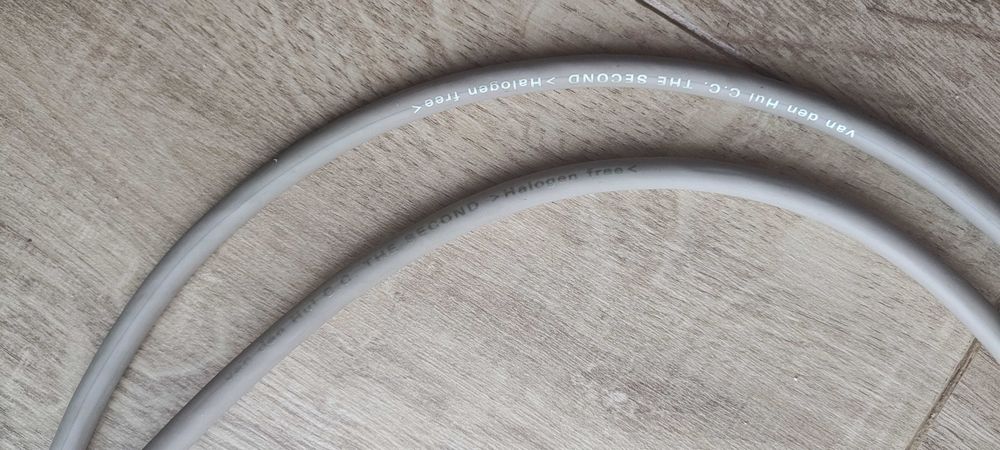 Van Den Hul - The Second interkonekt