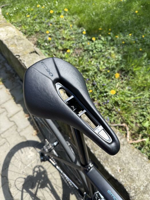 Trek Emonda alr 4 56/L koła karbon, tiagra 2x10, hydraulika