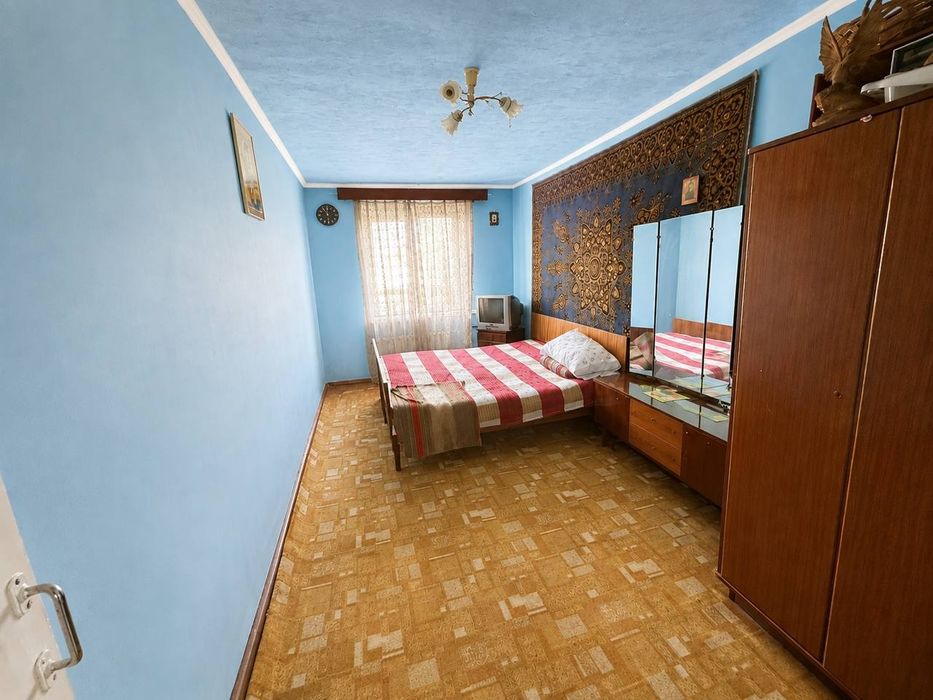 Продаж 3-кімнатної квартири