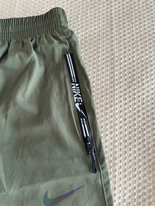 Calções     Nike