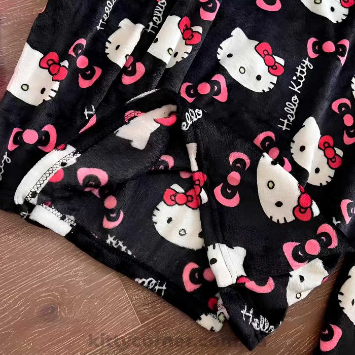Плюшева жіноча піжамна кофта Hello Kitty піжама хелоу кіті для дівчини