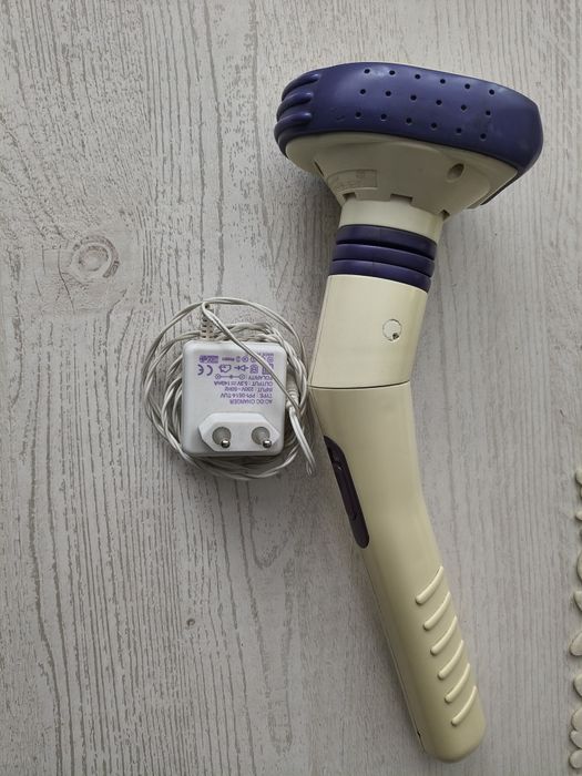 Masażer LG 818 firmy ZEPTER
