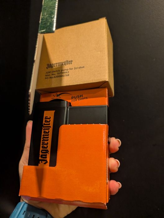 Elektryczna pompka Jagermeister - nowa