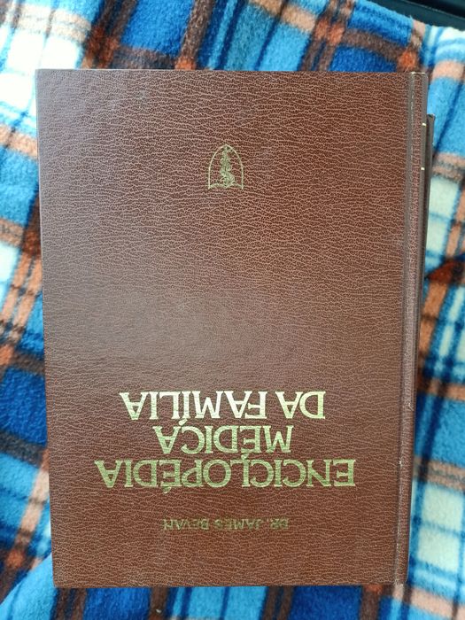 Enciclopédia médica da família