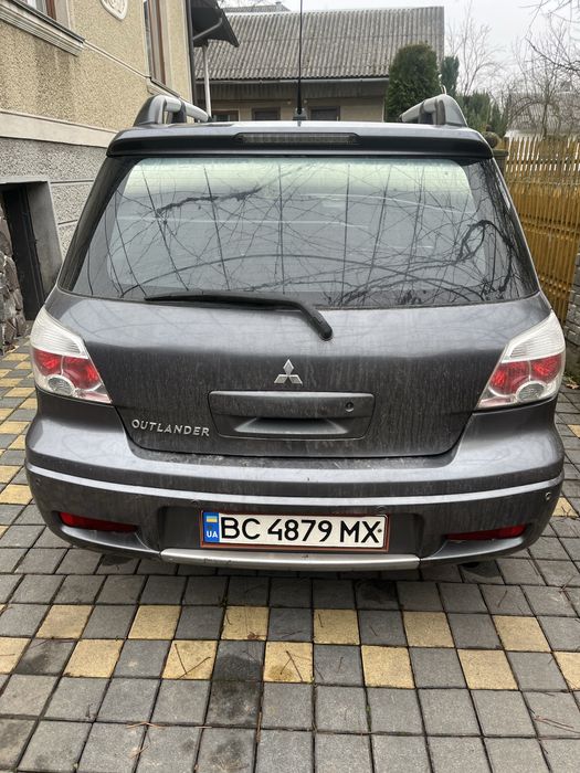 Mitsubishi outlander