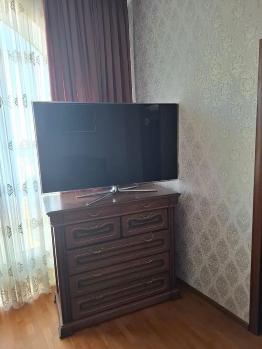 Продається КВАРТІРА з ПАРКІНГОМ в Одесі, від власніка . 19 Перлина