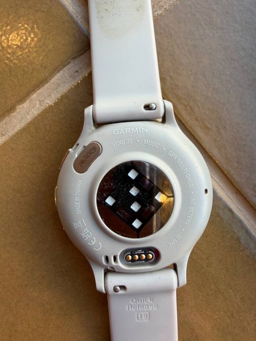 Смарт-годинник Garmin Venu 3S