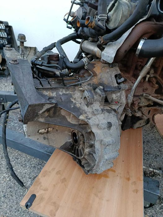 motor Ford Transit 2.2 TDCI 115cv SRFA 8C1R7002DG 2010