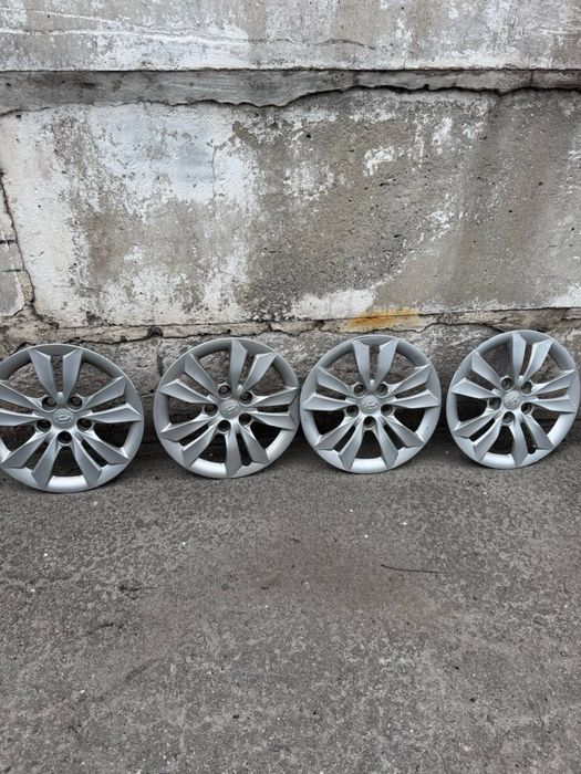 Продам колпаки hyundai