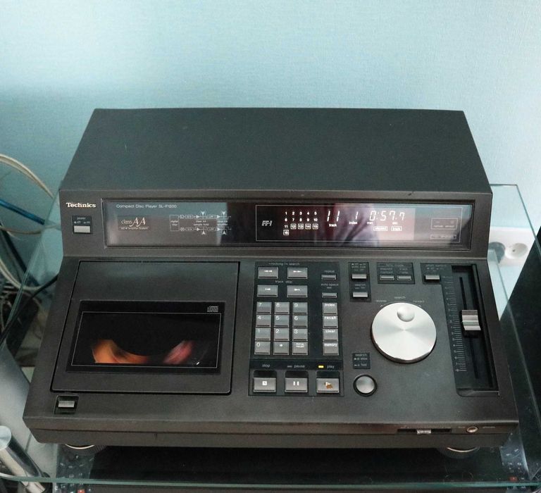 Cd проигрыватель Technics sl p1200